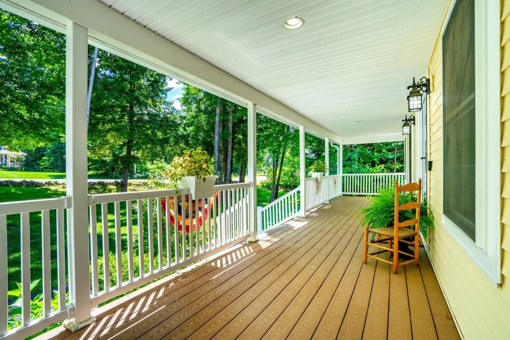 60 Waters Edge Drive Lewiston ME 04240