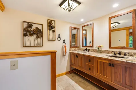 191 Howard Lane Farmington ME 04938