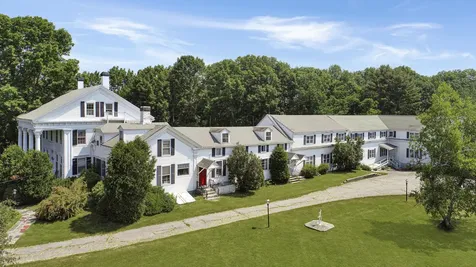 220 Bristol Road Damariscotta ME 04543