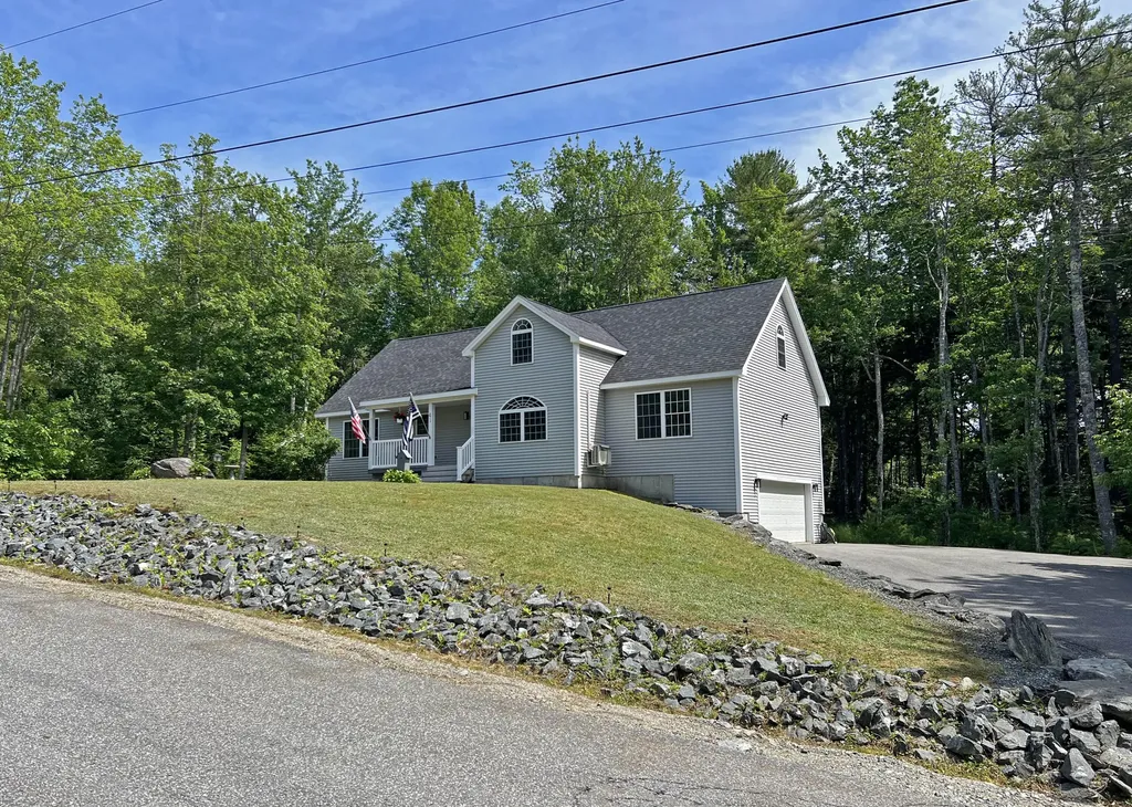 41 Grand View Road Ellsworth ME 04605