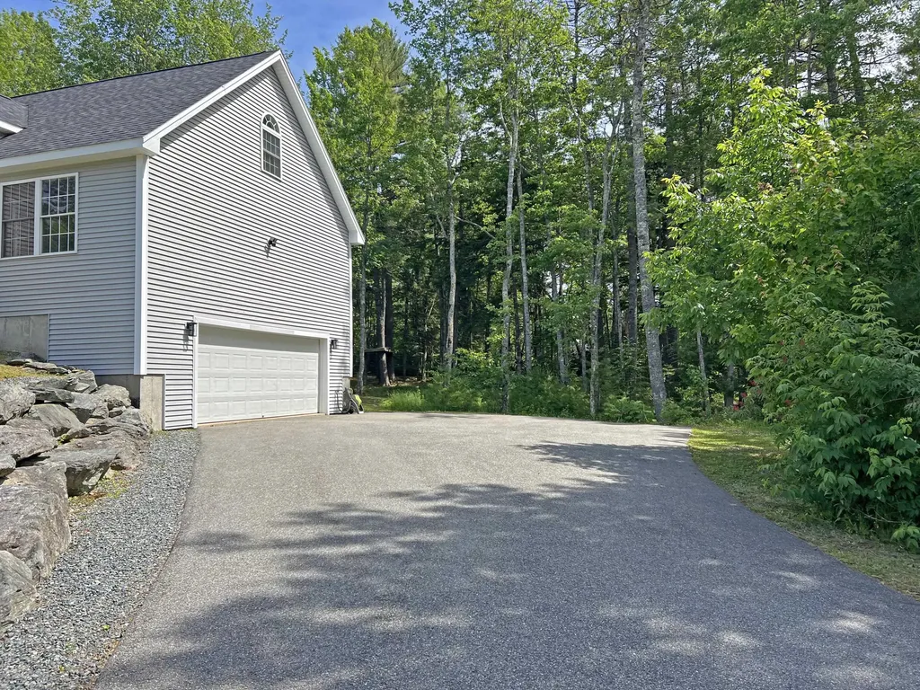 41 Grand View Road Ellsworth ME 04605