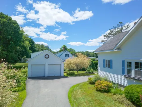 1116 Chase Road Veazie ME 04401
