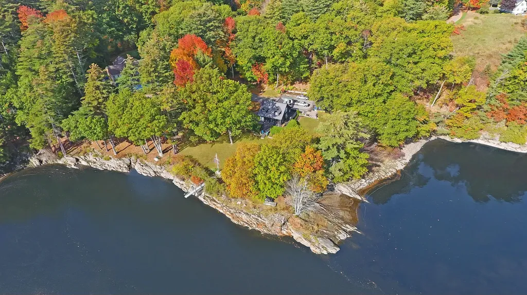 64 Cottage Street Hampden ME 04444