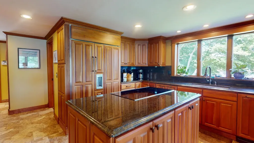 64 Cottage Street Hampden ME 04444