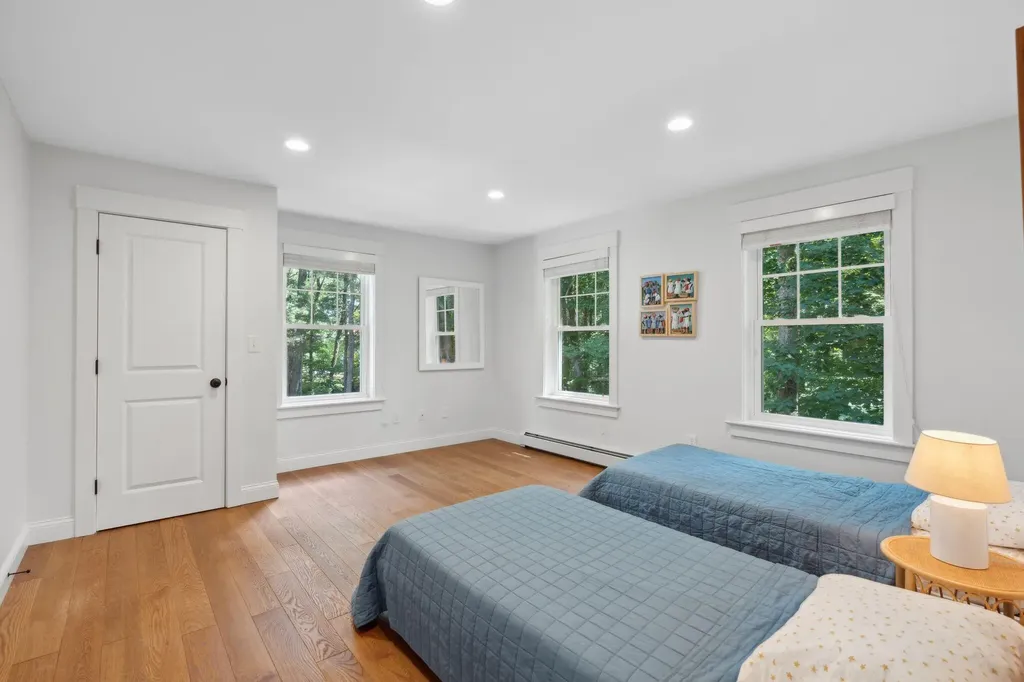 8 Running Brook Way Kennebunk ME 04043