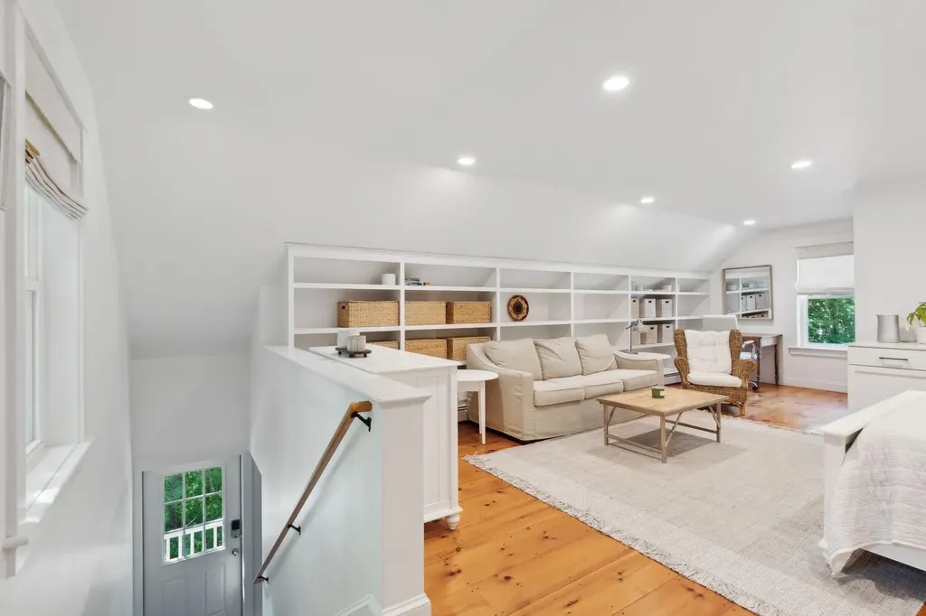 8 Running Brook Way Kennebunk ME 04043