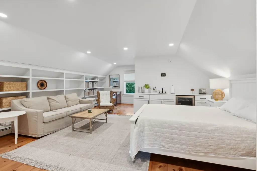 8 Running Brook Way Kennebunk ME 04043