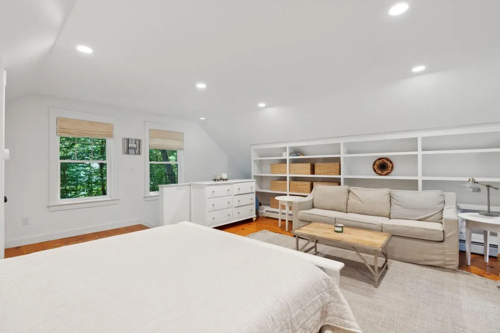 8 Running Brook Way Kennebunk ME 04043