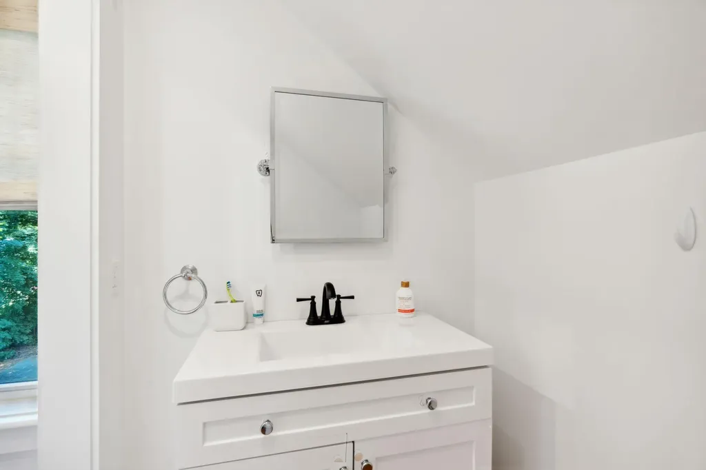 8 Running Brook Way Kennebunk ME 04043