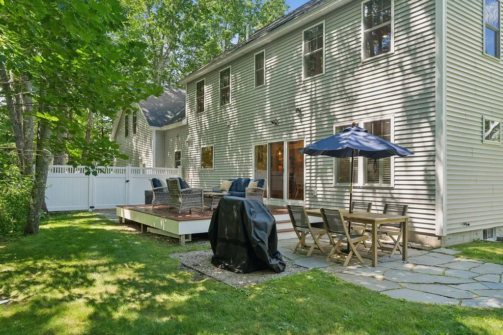 8 Running Brook Way Kennebunk ME 04043