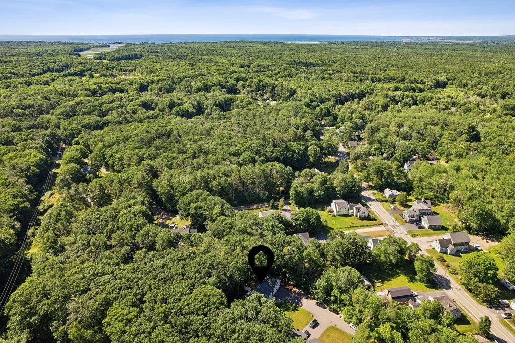 8 Running Brook Way Kennebunk ME 04043