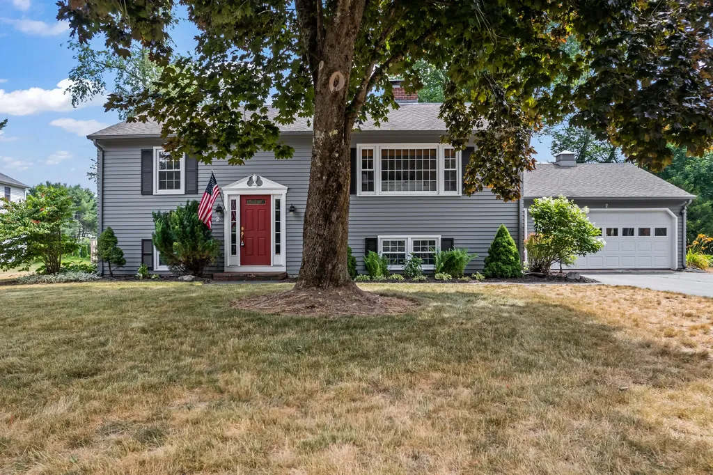 2 Forest Lane Kennebunk ME 04043