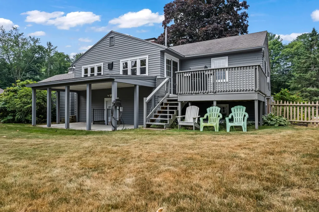 2 Forest Lane Kennebunk ME 04043