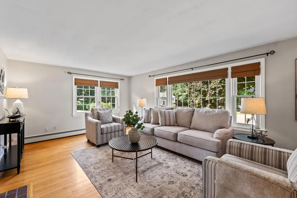 2 Forest Lane Kennebunk ME 04043