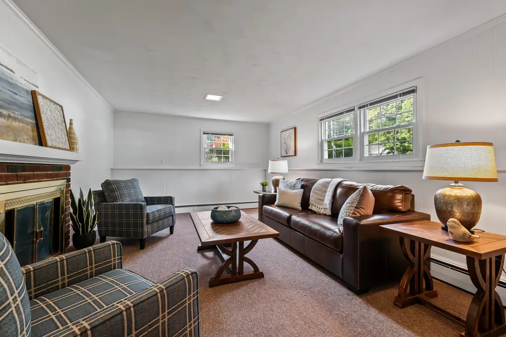 2 Forest Lane Kennebunk ME 04043