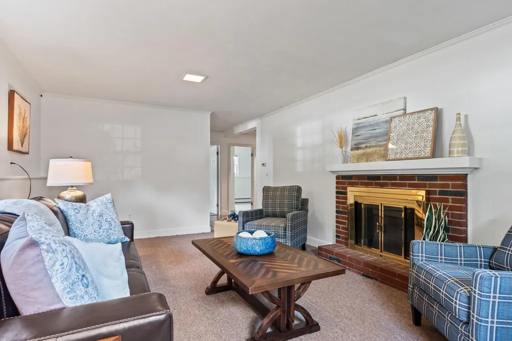 2 Forest Lane Kennebunk ME 04043