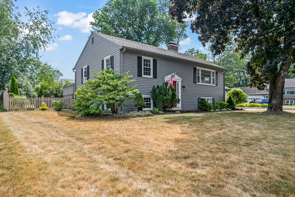 2 Forest Lane Kennebunk ME 04043