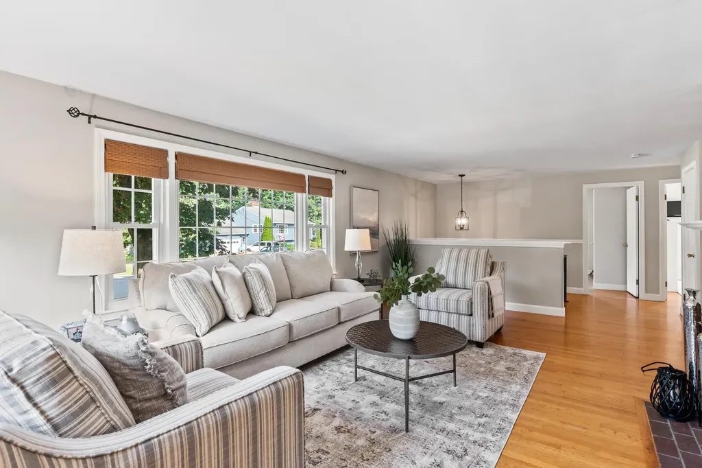 2 Forest Lane Kennebunk ME 04043