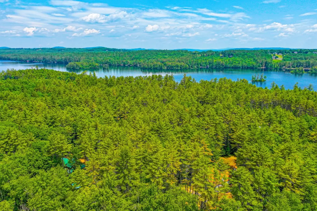 12 Reindeer Trail Bridgton ME 04009