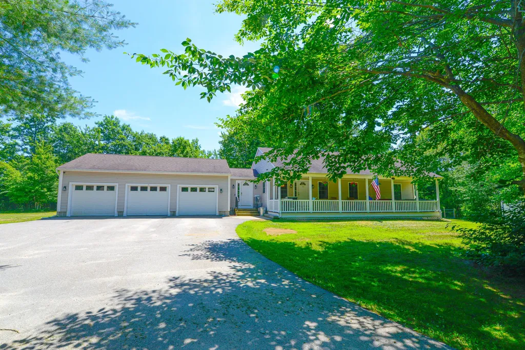 11 Skip Road Limington ME 04049