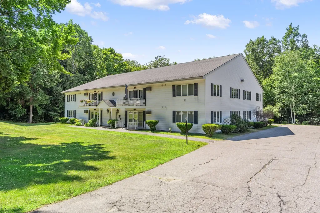 82 Smith Street Augusta ME 04330