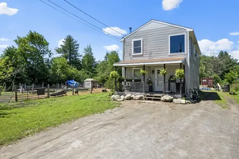 25 High Street Richmond ME 04357