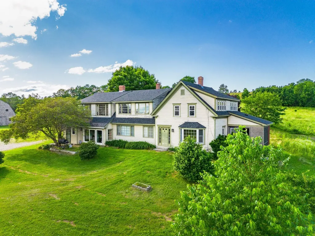 55 Rabbit Hill Road Winterport ME 04496