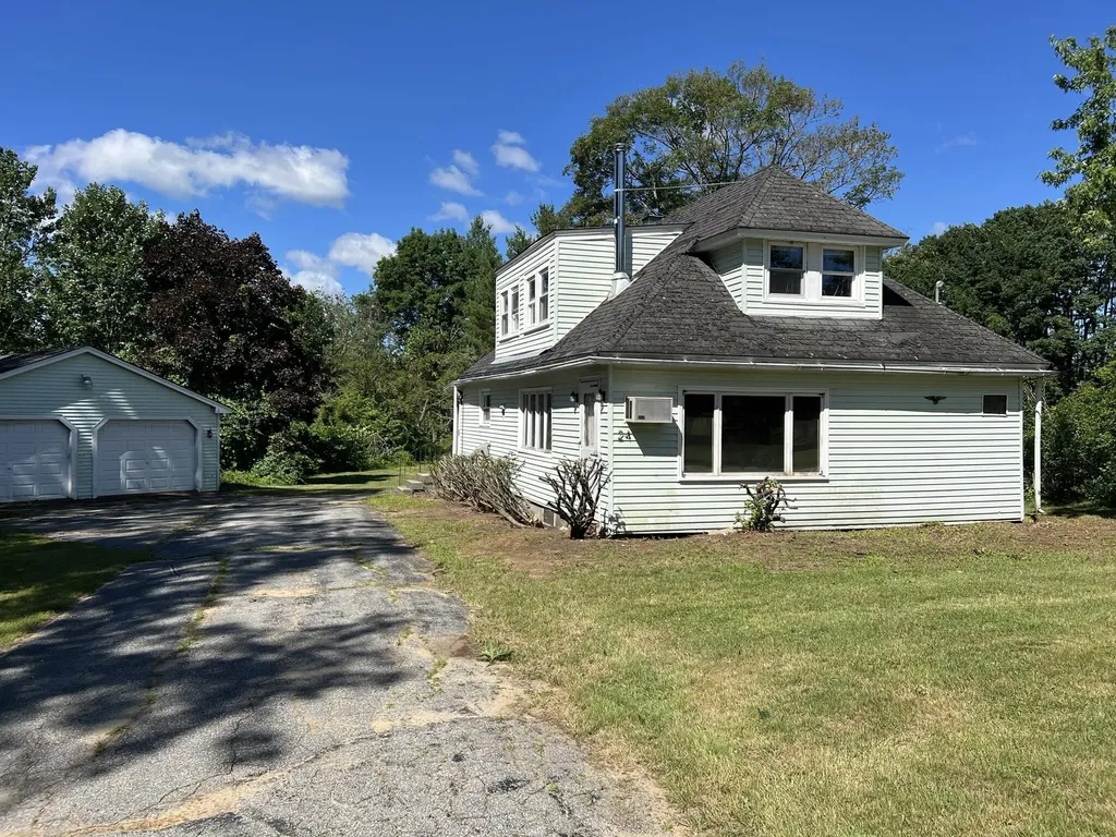 24 Constellation Drive Auburn ME 04210