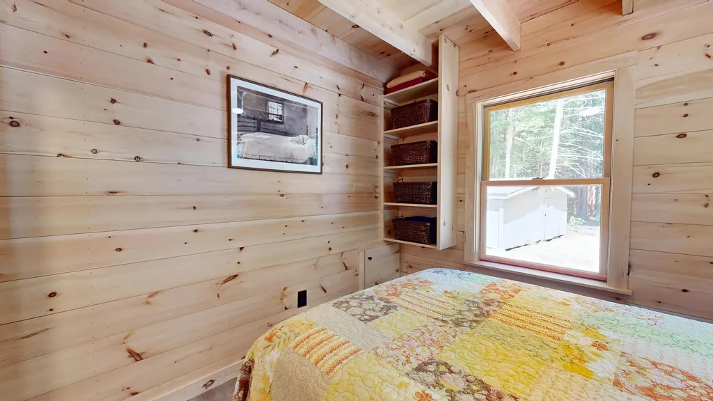 46 W Lake Drive Monmouth ME 04259
