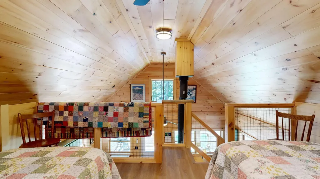 46 W Lake Drive Monmouth ME 04259