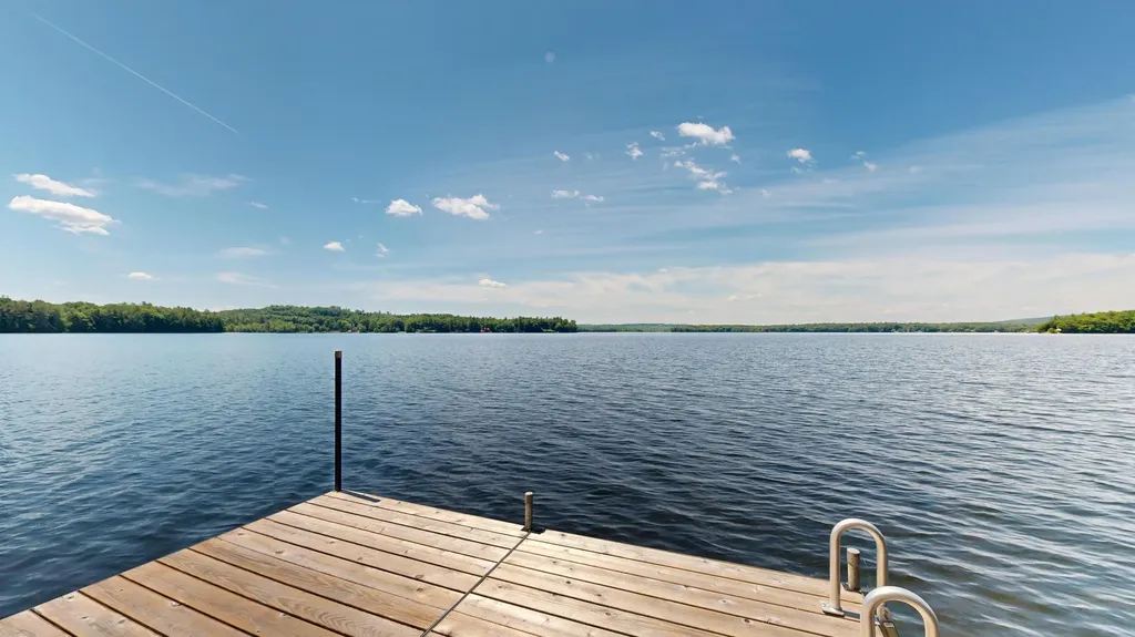 46 W Lake Drive Monmouth ME 04259
