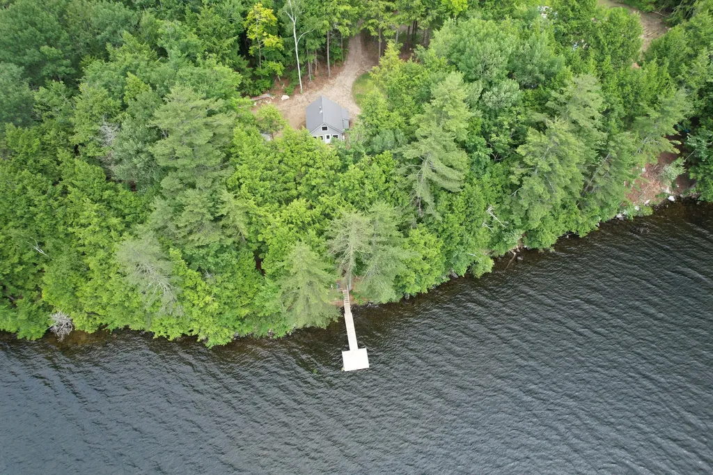 46 W Lake Drive Monmouth ME 04259