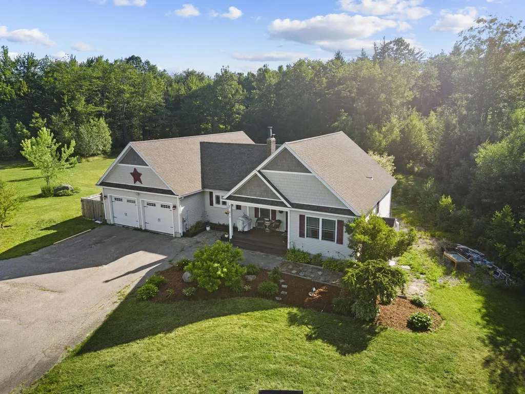29 Fox Ridge Run Sanford ME 04073
