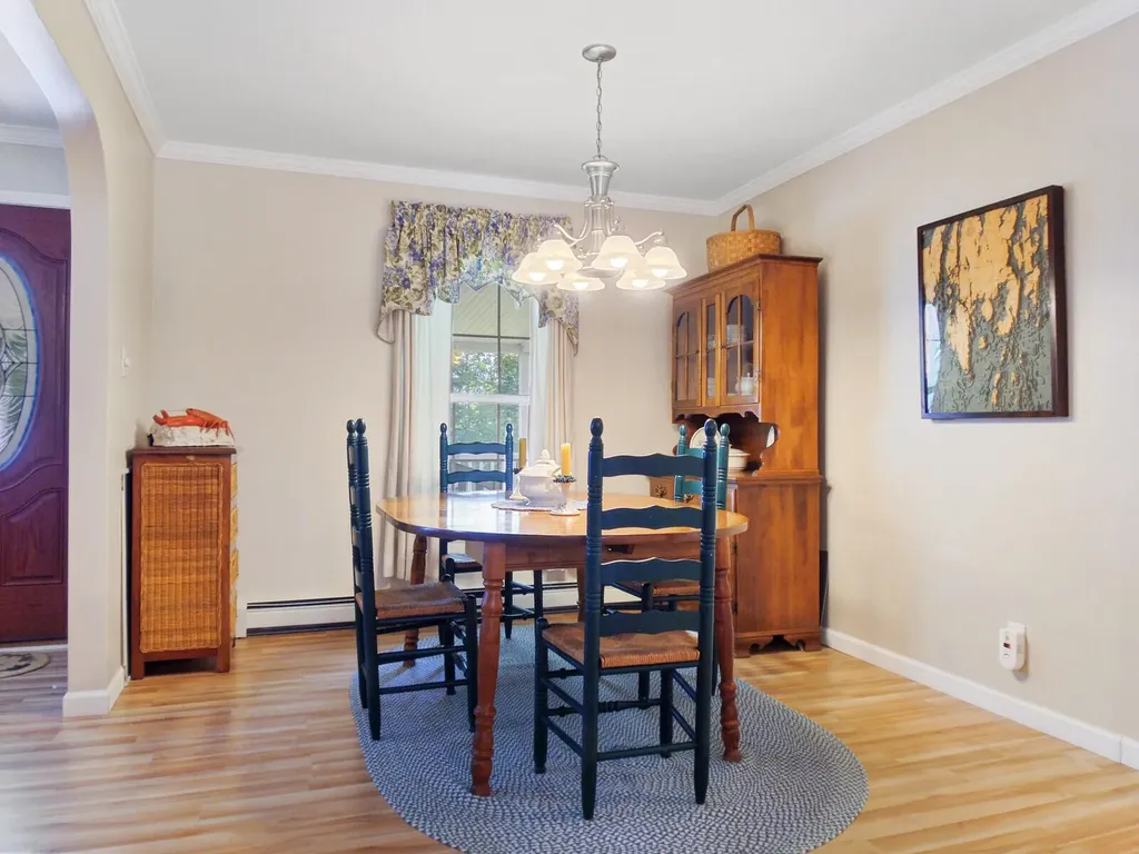 10 Sandy Cove Palermo ME 04354