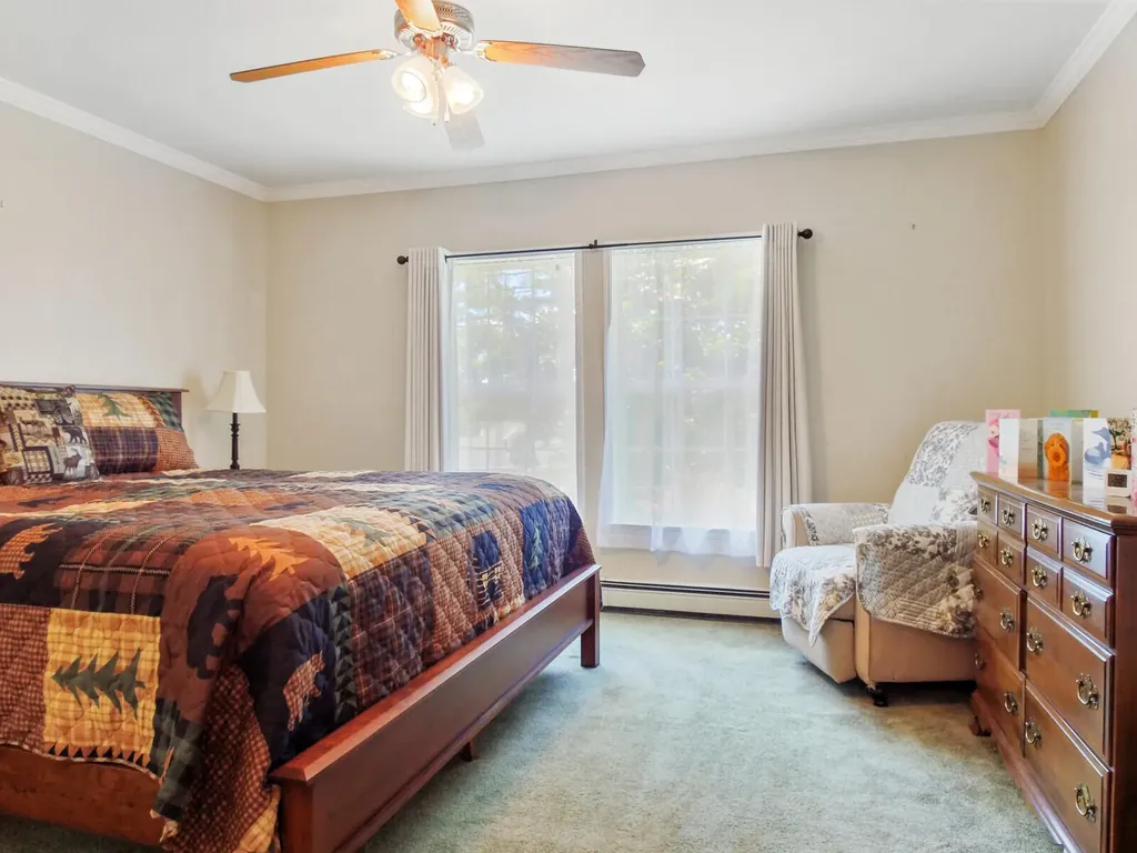 10 Sandy Cove Palermo ME 04354