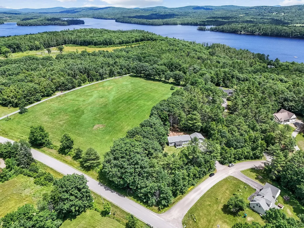 10 Sandy Cove Palermo ME 04354