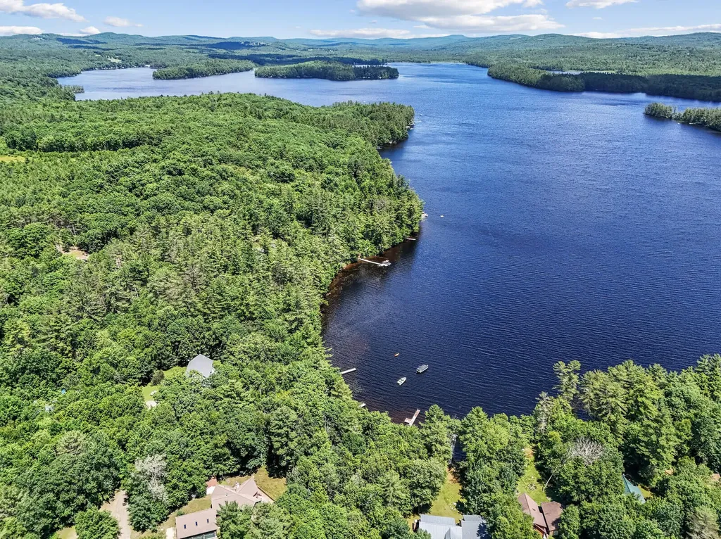 10 Sandy Cove Palermo ME 04354