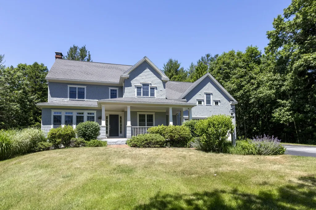 14 Steeplebush Road Cape Elizabeth ME 04107