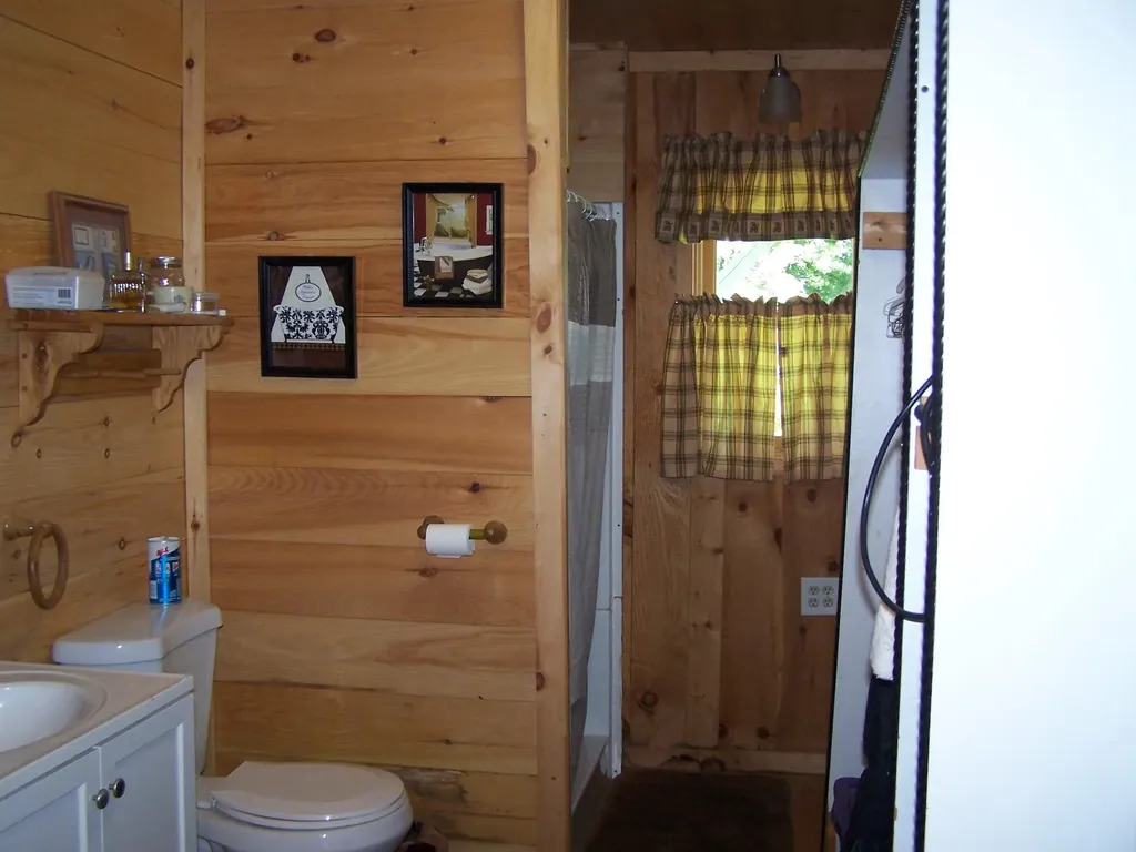 119 Oak Hill Road Auburn ME 04210