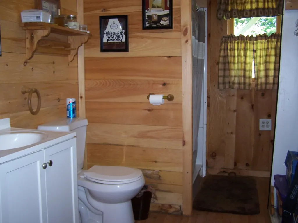 119 Oak Hill Road Auburn ME 04210