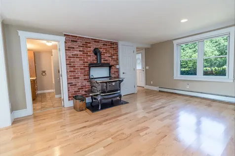 94 Brackett Road Brunswick ME 04011