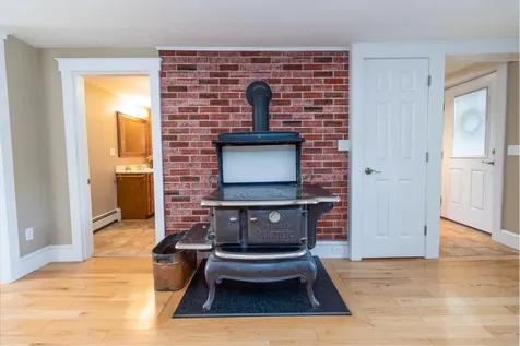 94 Brackett Road Brunswick ME 04011