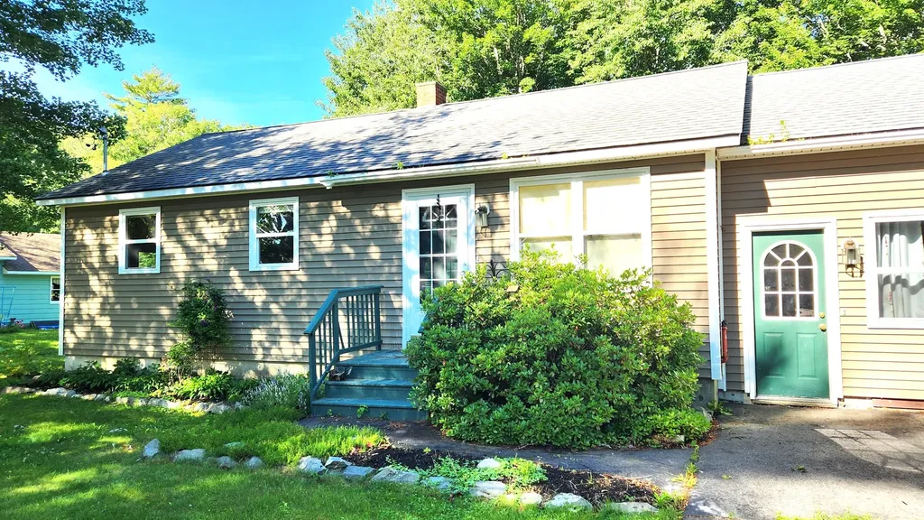 20 Curtis Lane Milford ME 04461