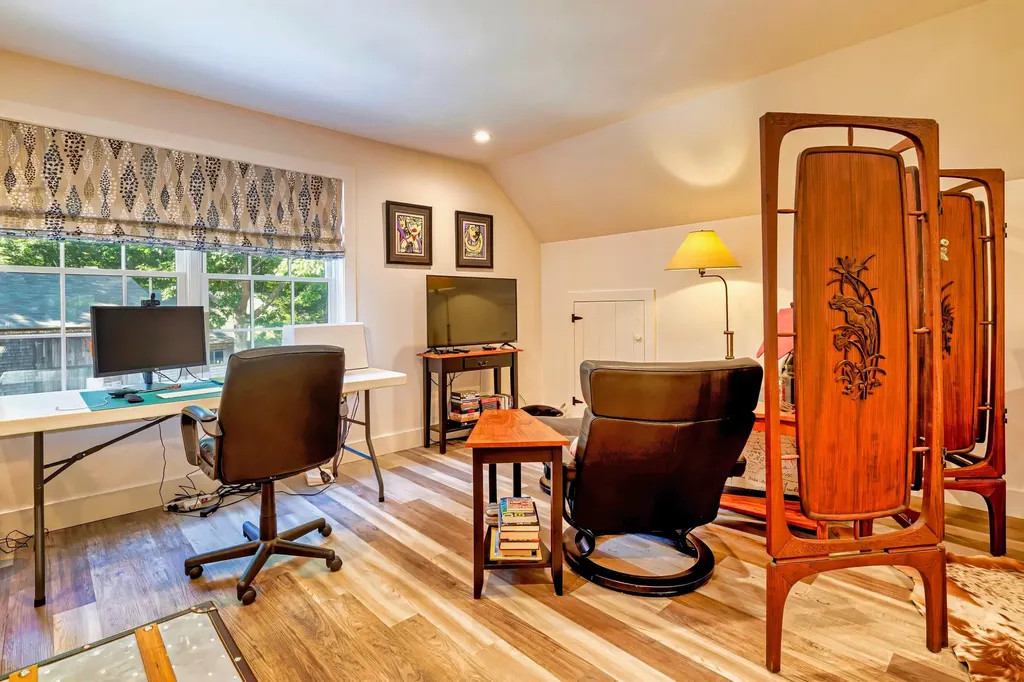 226 Graytown Road Sedgwick ME 04676