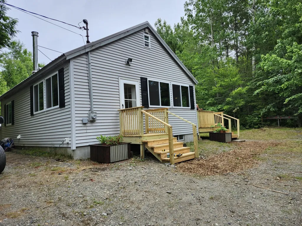 136 Millett Mallett Road Lincoln ME 04457