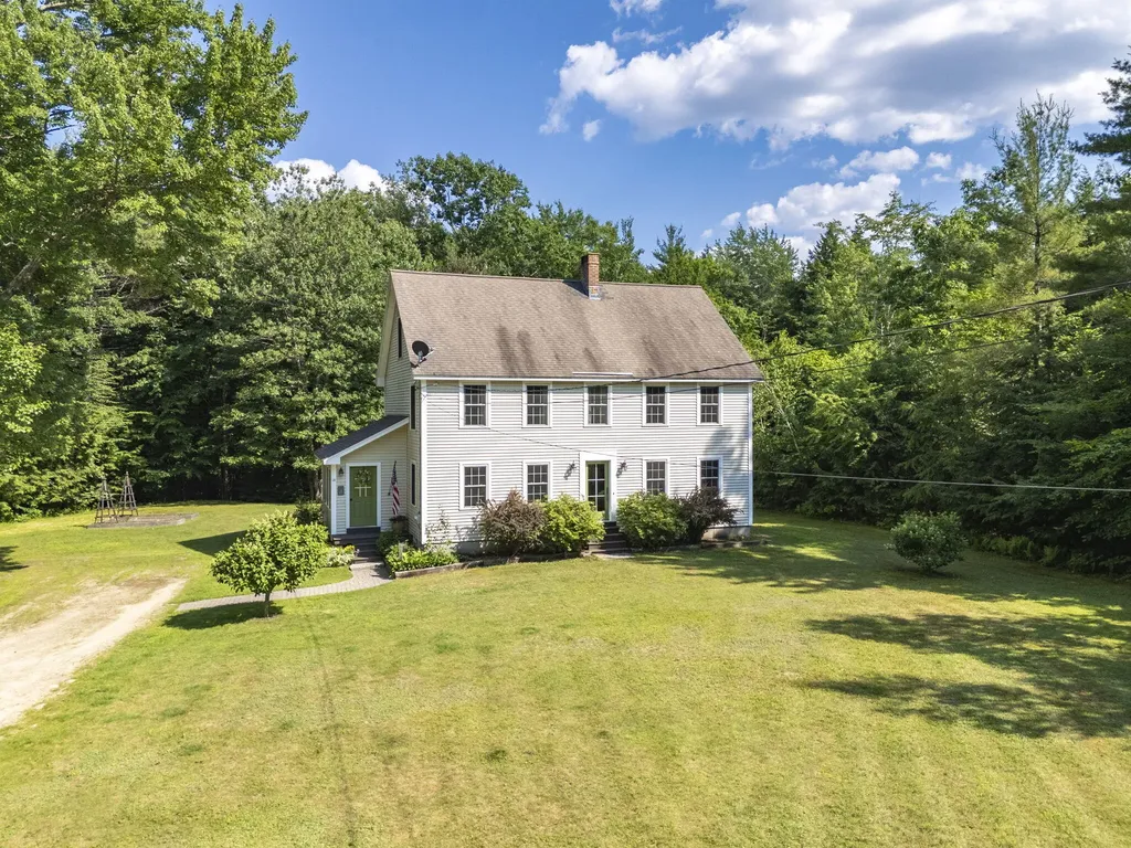 14 Luke Road Standish ME 04084