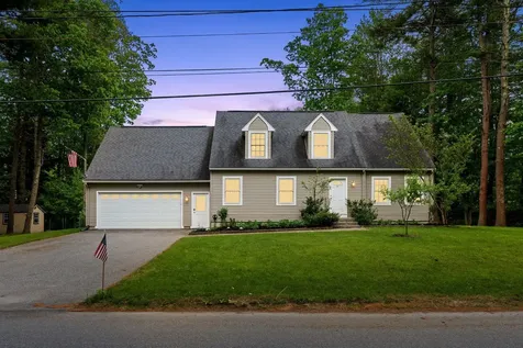 17 Manor Street Old Orchard Beach ME 04064