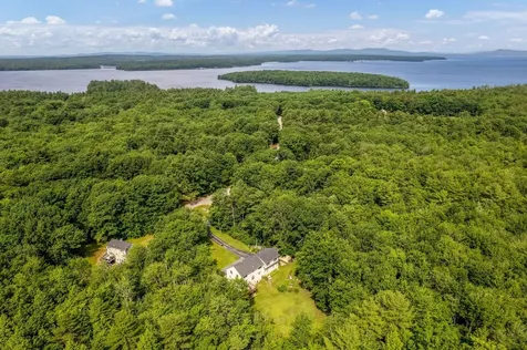 8 Pond View Road Standish ME 04084