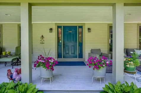 8 Pond View Road Standish ME 04084