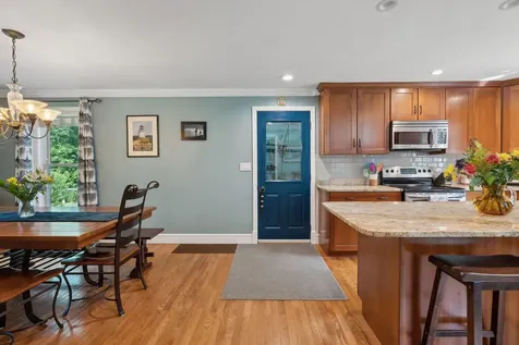 8 Pond View Road Standish ME 04084
